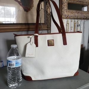 Dooney Bourke purse